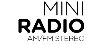 Aiwa Radio Portátil Mini R-22SL AM/FM Transparente